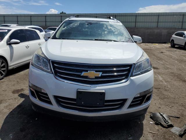 1GNKRJKDXHJ338281 - 2017 CHEVROLET TRAVERSE PREMIER WHITE photo 5