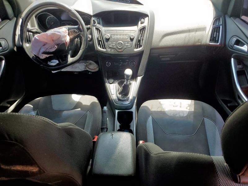 1FADP3L99JL329570 - 2018 FORD FOCUS ST Weiß Foto 8