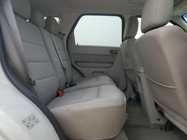 1FMCU9D73BKC58657 - 2011 FORD ESCAPE XLT 白色 照片 11