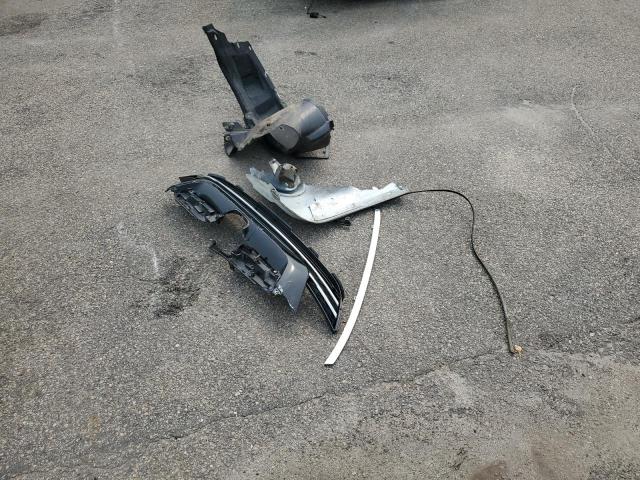 1FMCU9D73BKC58657 - 2011 FORD ESCAPE XLT 白色 照片 13