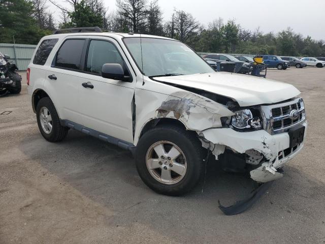 1FMCU9D73BKC58657 - 2011 FORD ESCAPE XLT 白色 照片 4