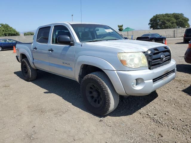 3TMJU62NX6M009699 - 2006 TOYOTA TACOMA DOUBLE CAB PRERUNNER SILVER photo 4
