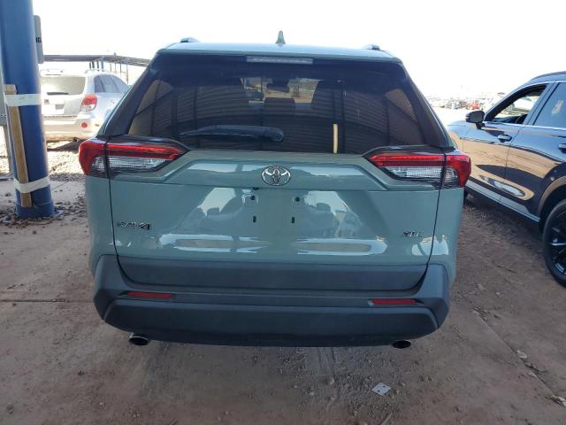 2T3W1RFV9KW001256 - 2019 TOYOTA RAV4 XLE ნაცრისფერი ფოტო 6