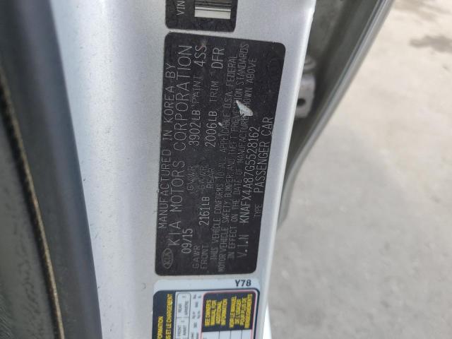 KNAFX4A87G5528162 - 2016 KIA FORTE EX WHITE photo 12