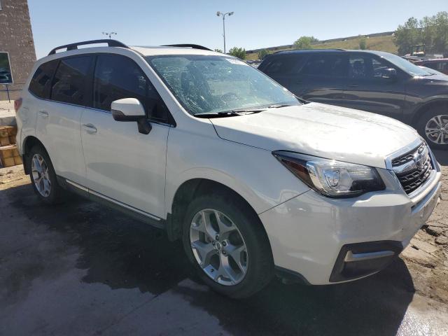 JF2SJAWC0JH448417 - 2018 SUBARU FORESTER 2.5I TOURING WHITE photo 4