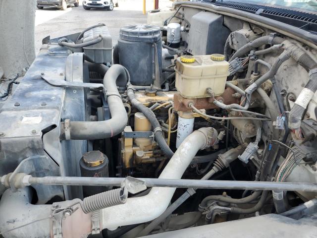 1GBJ6H1C4WJ113001 - 1998 CHEVROLET C-SERIES C6H042 WHITE photo 11