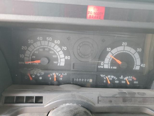 1GBJ6H1C4WJ113001 - 1998 CHEVROLET C-SERIES C6H042 WHITE photo 9