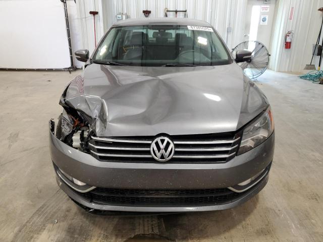 1VWAT7A34FC104816 - 2015 VOLKSWAGEN PASSAT S ნაცრისფერი ფოტო 5