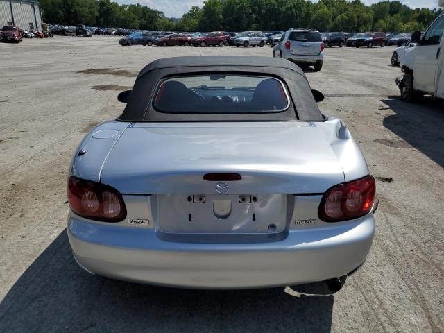 JM1NB353230306691 - 2003 MAZDA MX-5 MIATA BASE SILVER photo 6