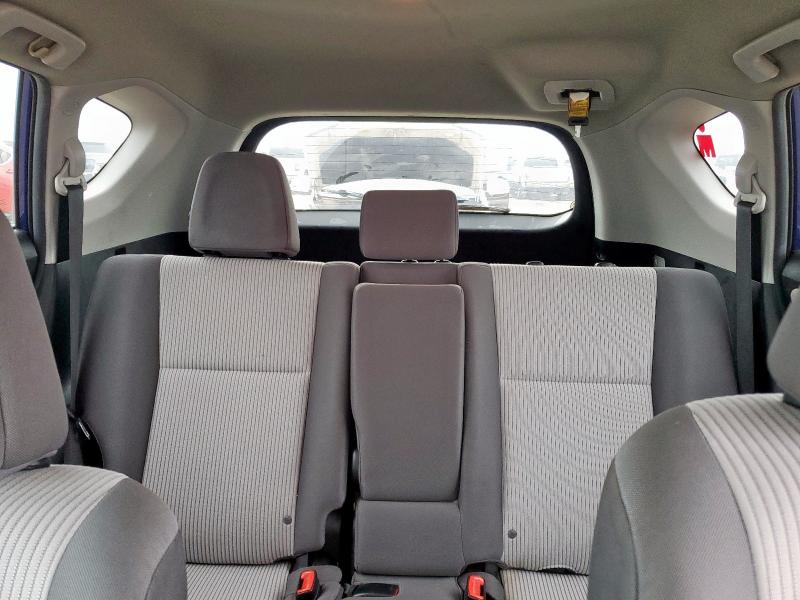 2T3ZFREV7FW156104 - 2015 TOYOTA RAV4 LE BLUE photo 10