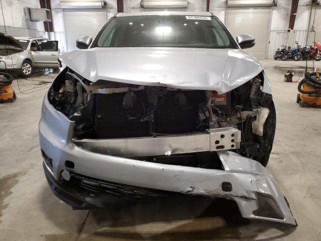 5TDJKRFHXFS175085 - 2015 TOYOTA HIGHLANDER XLE Silber Foto 5