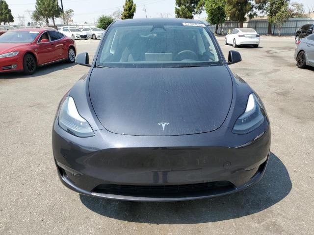 7SAYGDEE5RA233851 - 2024 TESLA MODEL Y GRAY photo 5