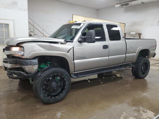 2001 CHEVROLET SILVERADO K2500 HEAVY DUTY, 