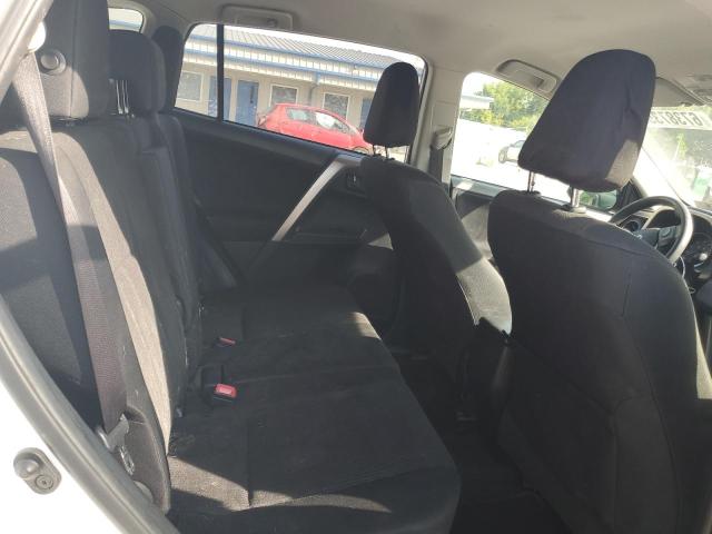 JTMBFREV3FD140979 - 2015 TOYOTA RAV4 LE WHITE photo 11