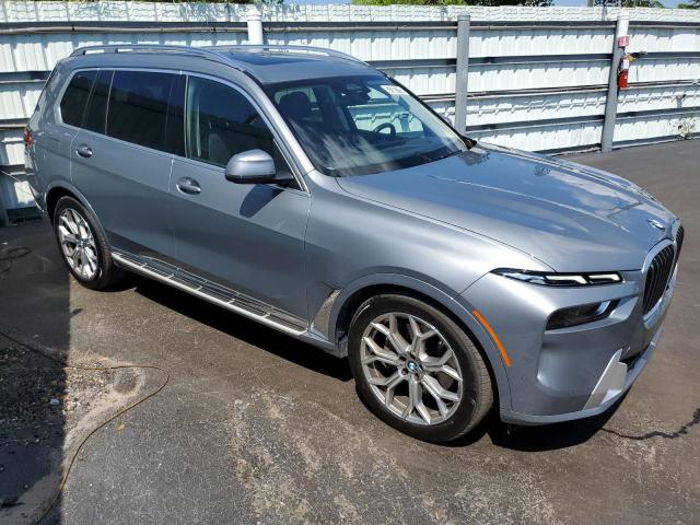 5UX23EM09P9N48655 - 2023 BMW X7 XDRIVE40I GRAY photo 4