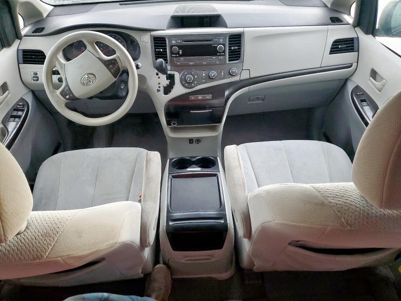 5TDKK3DC5BS094787 - 2011 TOYOTA SIENNA LE BLACK photo 8