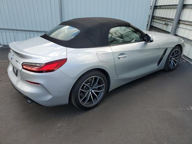 WBAHF3C01MWX20082 - 2021 BMW Z4 SDRIVE30I SILVER photo 3