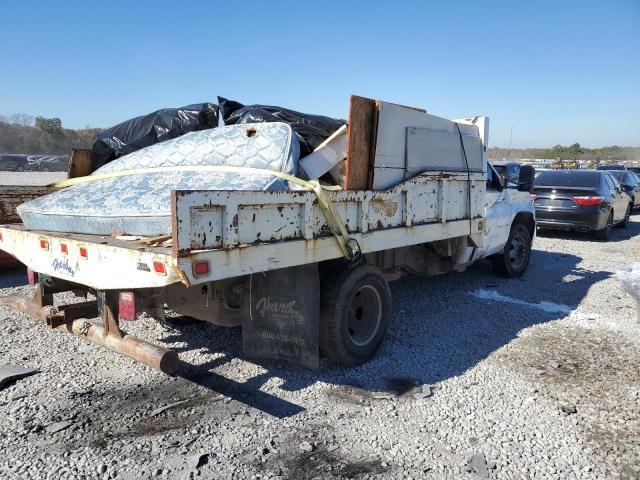 1GBJC34K58E107881 - 2008 CHEVROLET SILVERADO C3500 WHITE photo 4