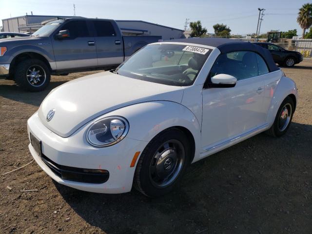 3VW517AT6GM821404 - 2016 VOLKSWAGEN BEETLE S/SE WHITE photo 1