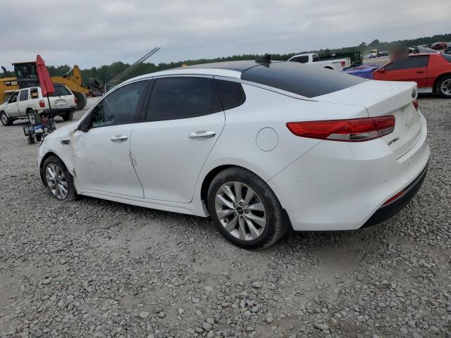 5XXGU4L37JG246687 - 2018 KIA OPTIMA EX WHITE photo 2