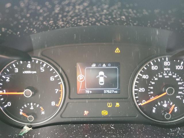 5XXGU4L37JG246687 - 2018 KIA OPTIMA EX WHITE photo 9