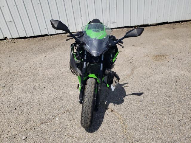 JKAEXKG13PDAK2103 - 2023 KAWASAKI EX400 GREEN photo 2