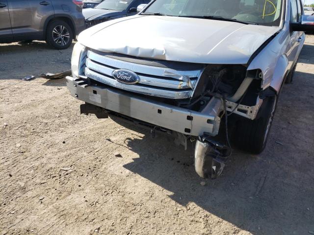 1FMDK03W08GA40458 - 2008 FORD TAURUS X L SILVER photo 9