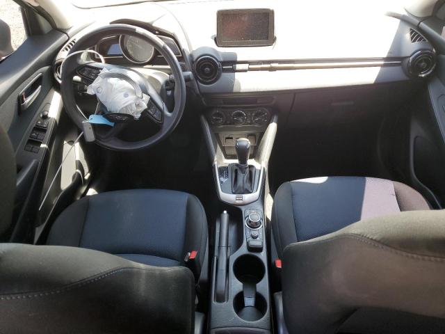 3MYDLBYV8KY515035 - 2019 TOYOTA YARIS L 银色 照片 8