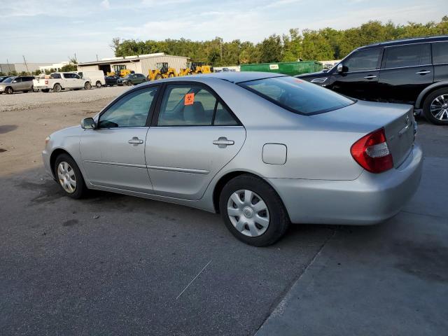 4T1BE32K72U041775 - 2002 TOYOTA CAMRY LE 银色 照片 2