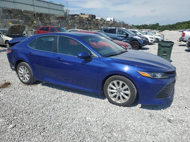 4T1B11HKXJU599108 - 2018 TOYOTA CAMRY L BLUE photo 4