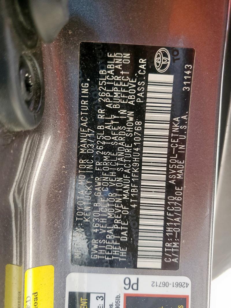 4T1BF1FK9HU410768 - 2017 TOYOTA CAMRY LE GRAY photo 12