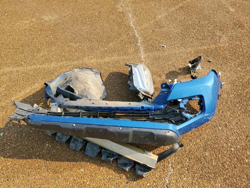 5TFCZ5AN9GX035020 - 2016 TOYOTA TACOMA DOUBLE CAB BLUE photo 12