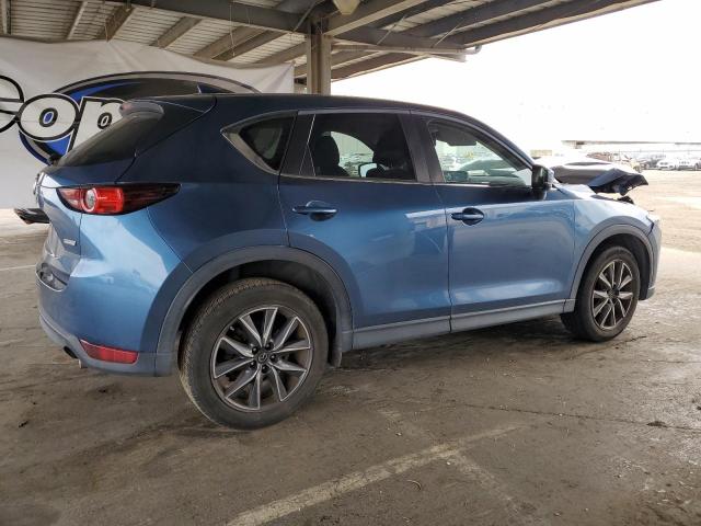 JM3KFACM9J0311379 - 2018 MAZDA CX-5 TOURING BLUE photo 3