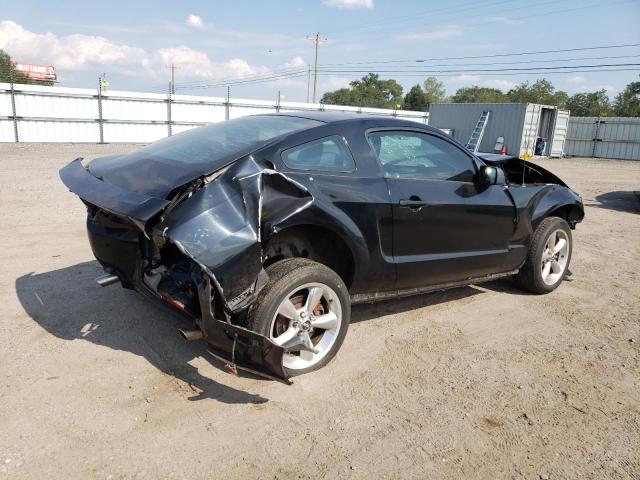 1ZVFT84N965206447 - 2006 FORD MUSTANG BLACK photo 3