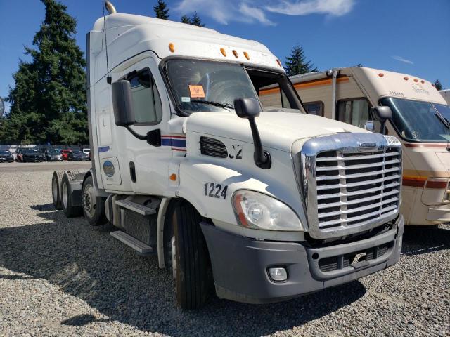 2013 FREIGHTLINER CASCADIA 1, 