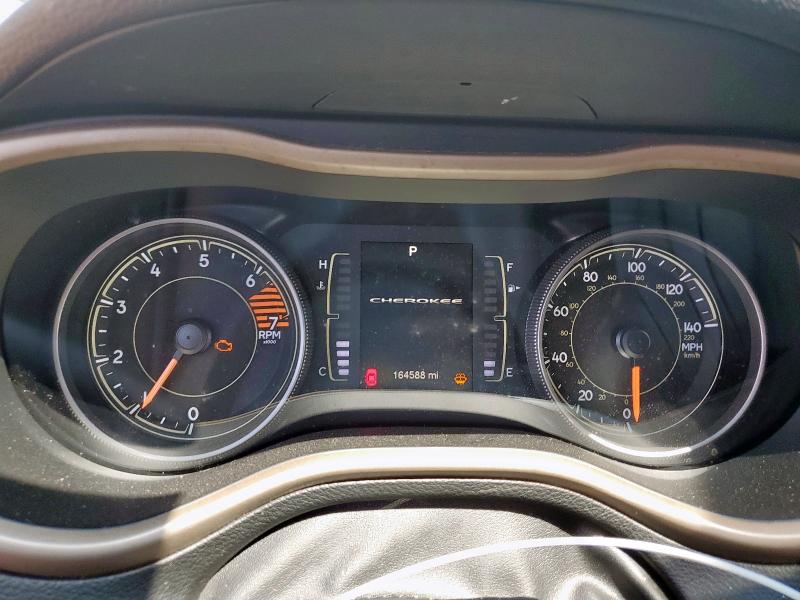 1C4PJLCB8HW617777 - 2017 JEEP CHEROKEE LATITUDE WHITE photo 9