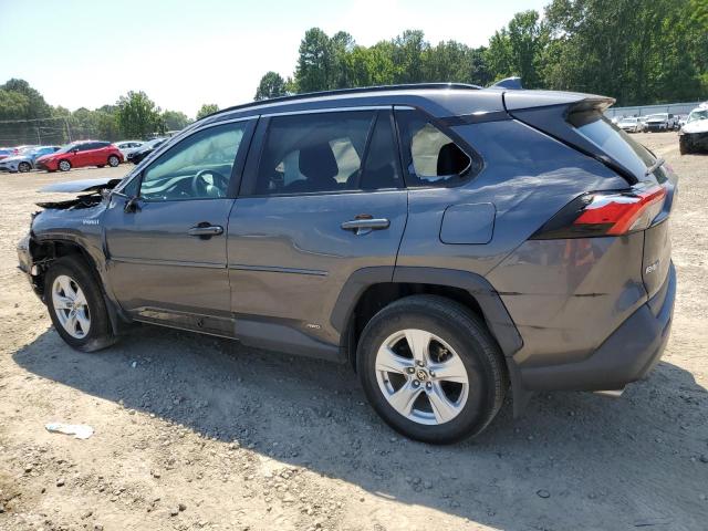 4T3RWRFV7MU032376 - 2021 TOYOTA RAV4 XLE SILVER photo 2