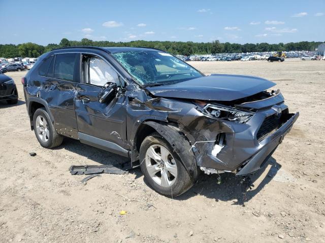 4T3RWRFV7MU032376 - 2021 TOYOTA RAV4 XLE SILVER photo 4