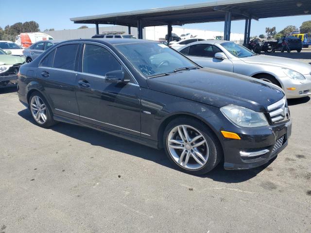 WDDGF4HBXCA629909 - 2012 MERCEDES-BENZ C 250 BLACK photo 4