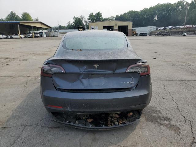 5YJ3E1EB8JF065955 - 2018 TESLA MODEL 3 Gris foto 6