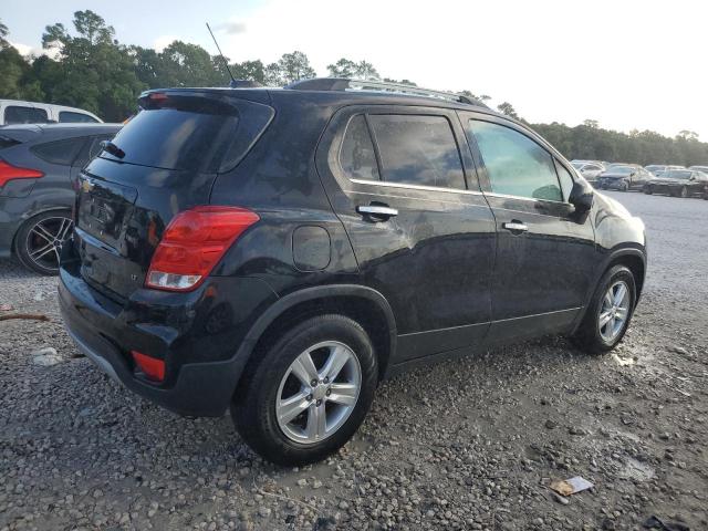 3GNCJLSB8JL264511 - 2018 CHEVROLET TRAX 1LT BLACK photo 3