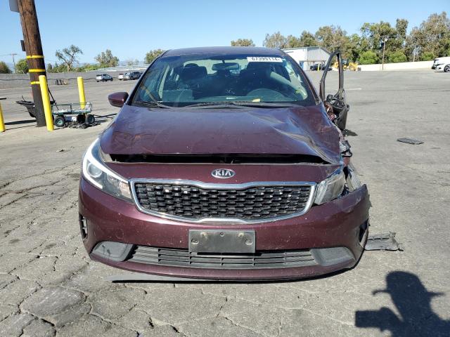 3KPFK4A7XJE238969 - 2018 KIA FORTE LX PURPLE photo 5