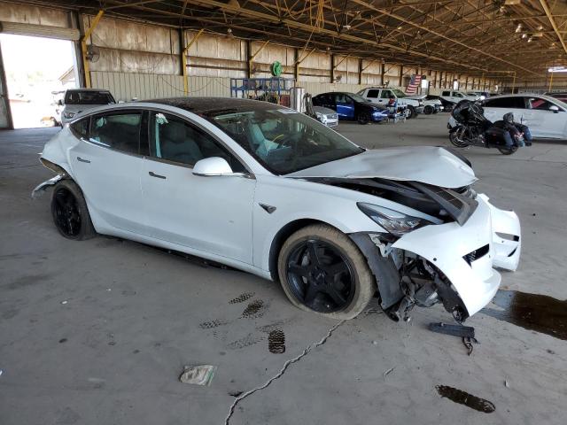 5YJ3E1EB6LF637222 - 2020 TESLA MODEL 3 WHITE photo 4