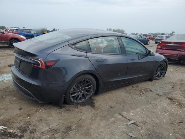 5YJ3E1EA0SF020789 - 2025 TESLA MODEL 3 GRAY photo 3