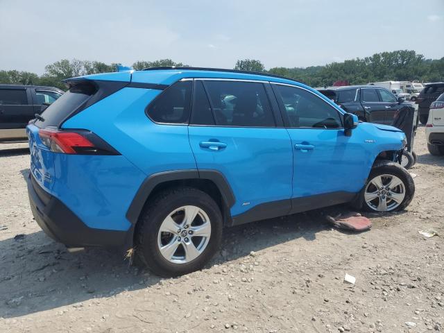 2T3RWRFVXLW073132 - 2020 TOYOTA RAV4 XLE BLUE photo 3