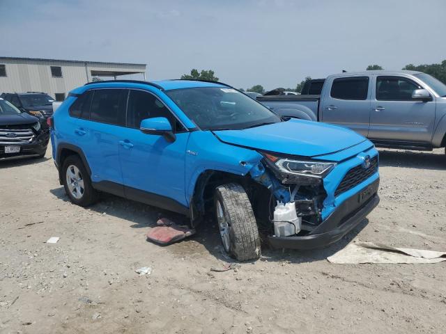 2T3RWRFVXLW073132 - 2020 TOYOTA RAV4 XLE BLUE photo 4