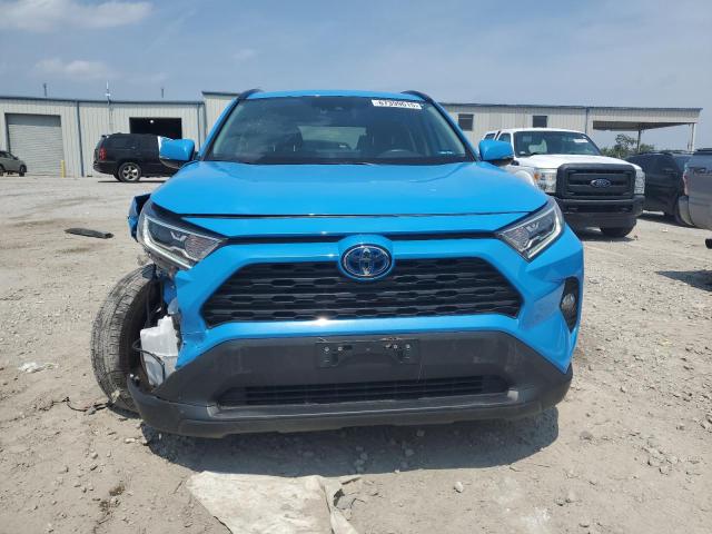 2T3RWRFVXLW073132 - 2020 TOYOTA RAV4 XLE BLUE photo 5