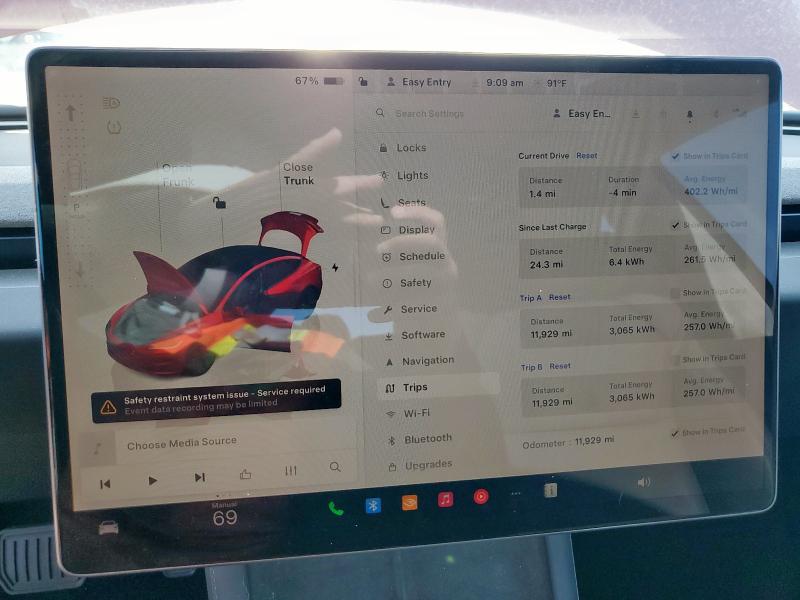 5YJ3E1EB1RF734112 - 2024 TESLA MODEL 3 Rojo foto 9