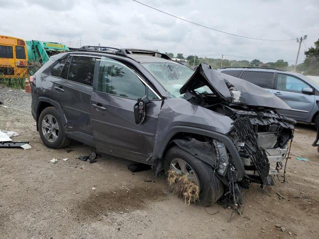 4T3RWRFV5RU111634 - 2024 TOYOTA RAV4 XLE GRAY photo 4