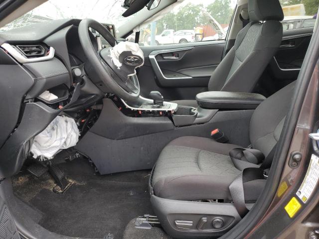 4T3RWRFV5RU111634 - 2024 TOYOTA RAV4 XLE GRAY photo 7